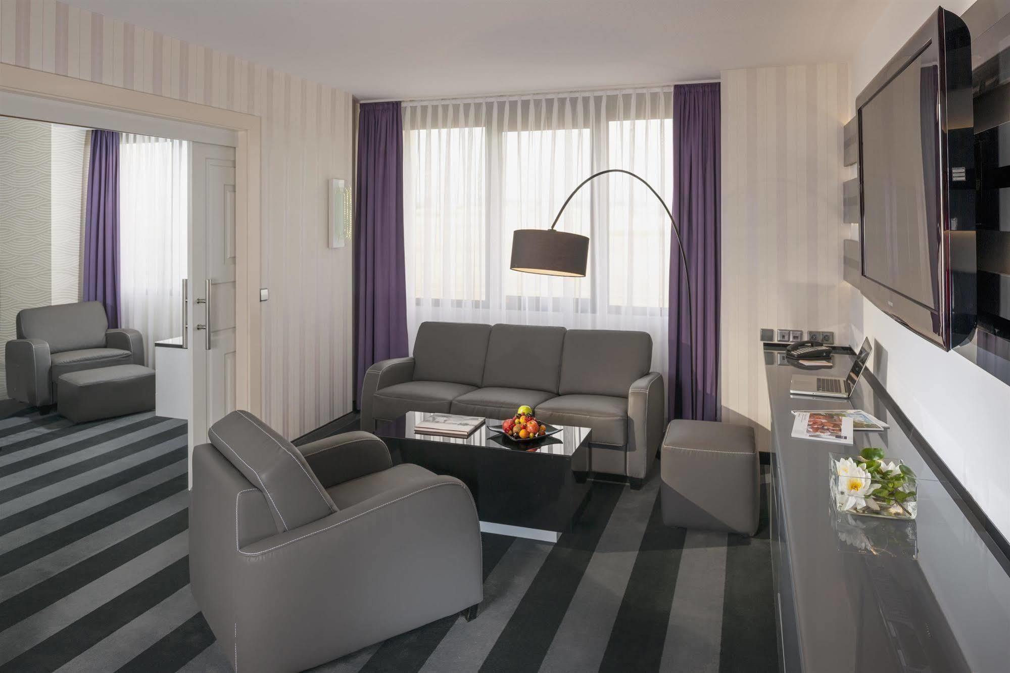 Dorint Main Taunus Zentrum Frankfurt Sulzbach Εξωτερικό φωτογραφία